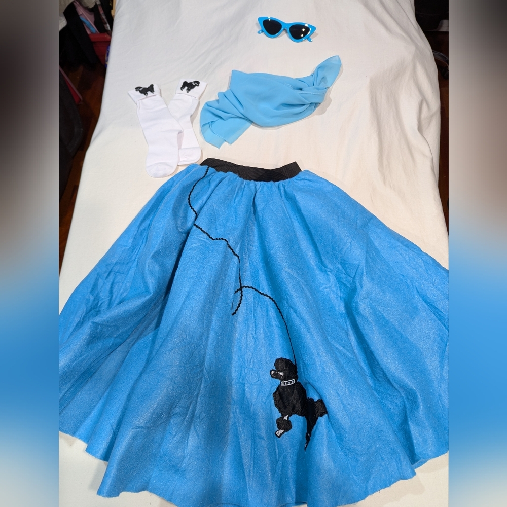 50’s Poodle felt skirt SMALL Socks Cats Eye Glasses Scarf  NEW Halloween Cosplay